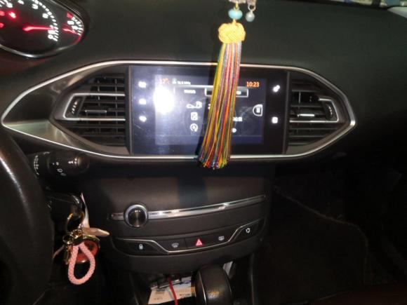 [西安·陕E] 二手标致标致308S2015款 1.2T 自动劲驰版