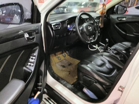 [宁波·浙B] 二手东风风光风光5802016款 1.8L 手动舒适型