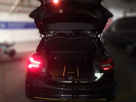 [常州·苏D] 二手奔驰奔驰A级AMG2017款 AMG A 45 4MATIC 暗夜雷霆限量版