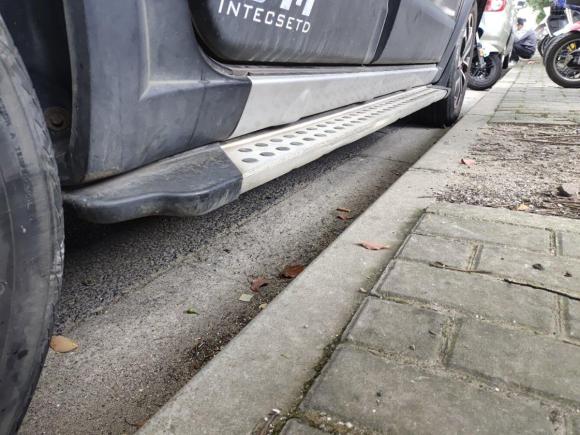 [上海·苏A] 二手东风风行景逸X52013款 1.6L 手动尊享型 国V