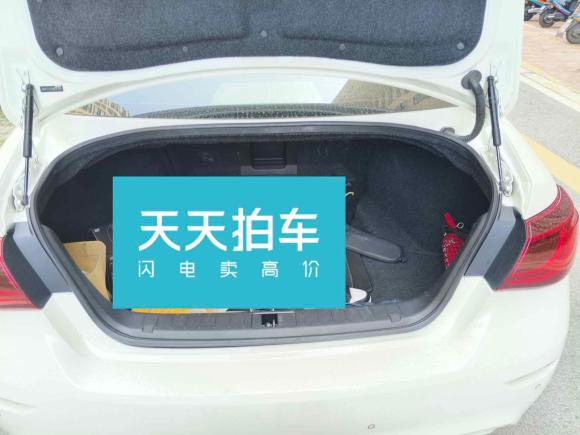 [苏州·苏E] 二手英菲尼迪英菲尼迪Q702015款 Q70L 2.5L 精英版