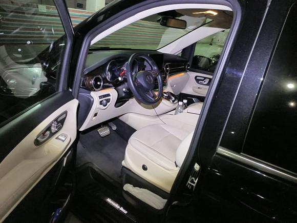 [无锡·苏B] 二手奔驰奔驰V级2018款 V 260 L 尊贵加长版 国V