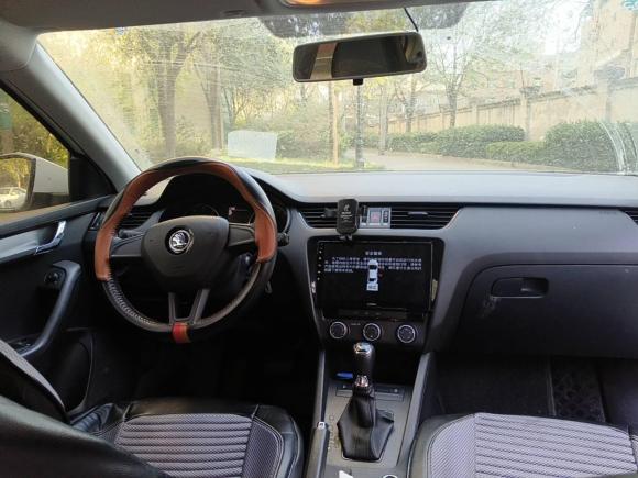 [西安·陕A] 二手斯柯达明锐2017款 经典款 1.6L 自动标准版