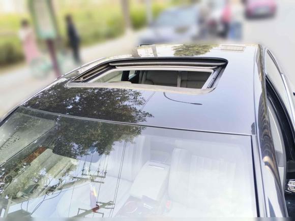 [成都·川A] 二手大众辉腾2011款 3.6L V6 5座加长商务版