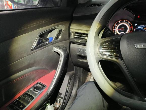 [苏州·苏A] 二手猎豹汽车猎豹CS92017款 1.5L CVT舒适型