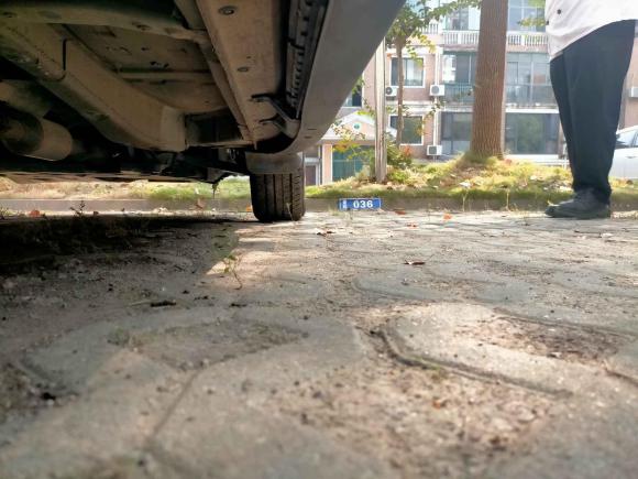 [上海·沪C] 二手比亚迪比亚迪S62014款 2.0L 手动豪华型 5座