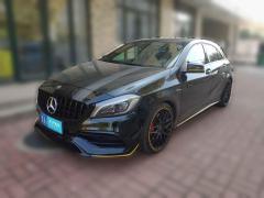 [济南·鲁A]奔驰&nbsp;&nbsp;奔驰A级AMG&nbsp;&nbsp;2017款AMGA454MATIC暗夜雷霆限量版