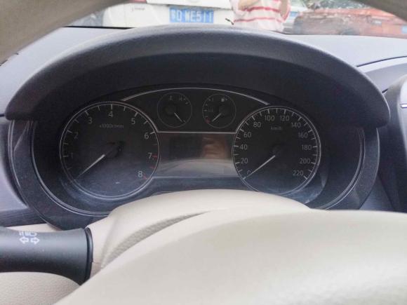 [青岛·鲁B] 二手日产骐达TIIDA2011款 1.6L CVT舒适型