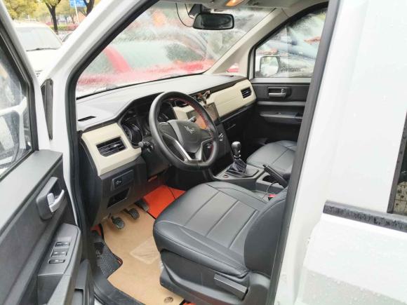 [上海·苏E] 二手五菱汽车五菱宏光PLUS2019款 1.5T 手动舒适型 7座