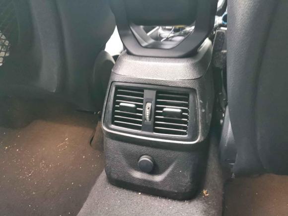 [广州·粤A] 二手宝马宝马2系旅行车2015款 218i 运动设计套装