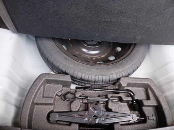 [成都·川A] 二手长安逸动DT2019款 1.6L 手动优享型 国VI