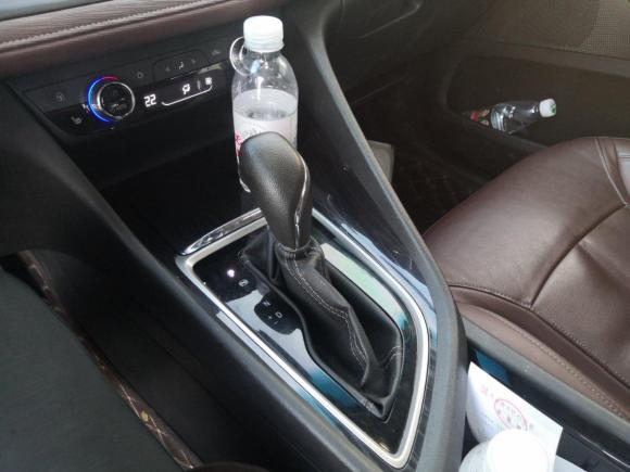 [青岛·鲁U] 二手别克别克GL62018款 18T 6座尊贵型