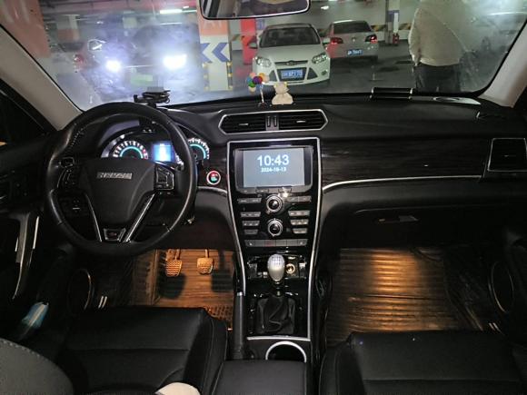 [成都·陕A] 二手哈弗哈弗H22016款 红标 1.5T 手动两驱精英型