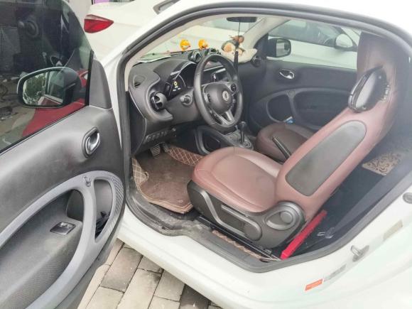 [南通·苏F] 二手smartsmart fortwo2019款 0.9T 66千瓦硬顶风擎版 国VI