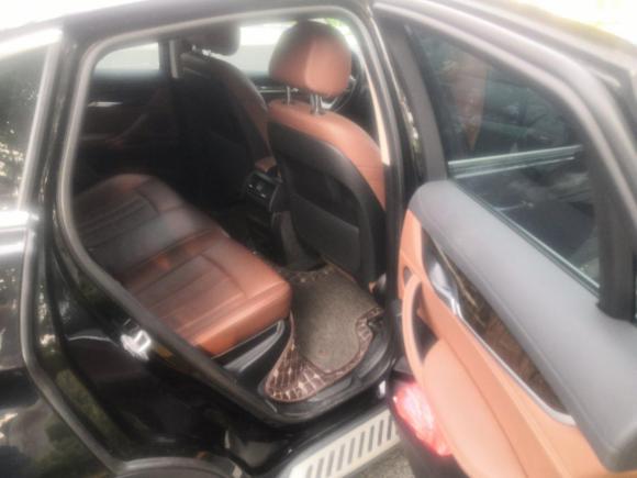 [南通·苏F] 二手宝马宝马X62017款 xDrive28i