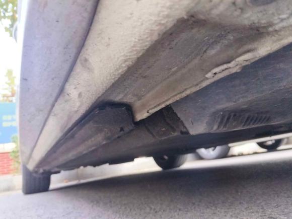 [青岛·鲁B] 二手奥迪奥迪A4L2015款 35 TFSI 自动标准型