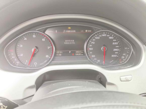 [无锡·苏B] 二手奥迪奥迪A82013款 A8L 55 TFSI quattro尊贵型