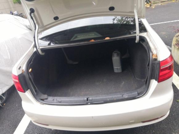 [上海·皖L] 二手大众朗逸2013款 改款经典 1.6L 自动风尚版