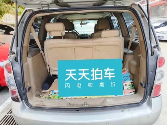 [济南·鲁A] 二手别克别克GL82012款 2.4L BASE舒适版