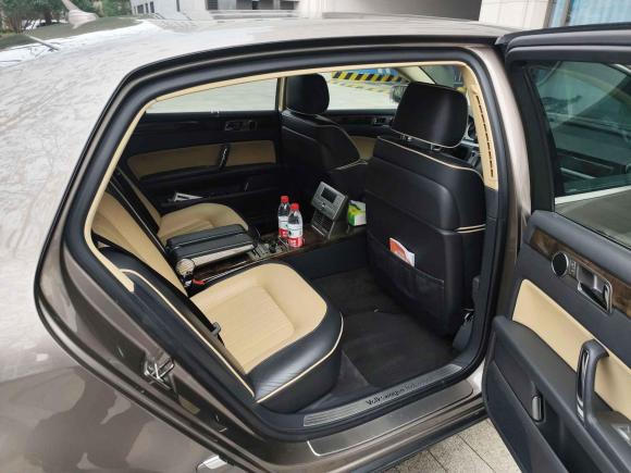 [杭州·浙A] 二手大众辉腾2009款 3.6L V6 4座加长行政版