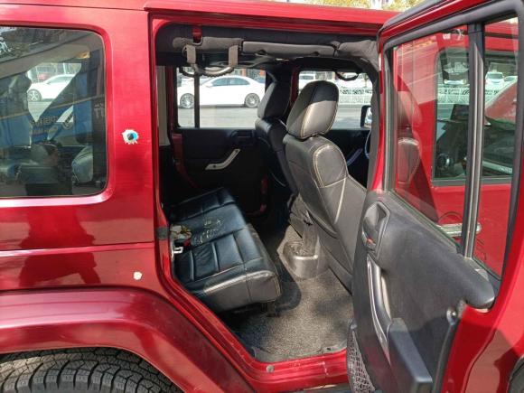 [无锡·苏B] 二手Jeep牧马人2012款 3.6L Sahara 四门版