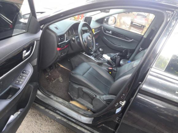 [济南·鲁A] 二手东风风行风行T52020款 1.6L 手动舒适型 国VI