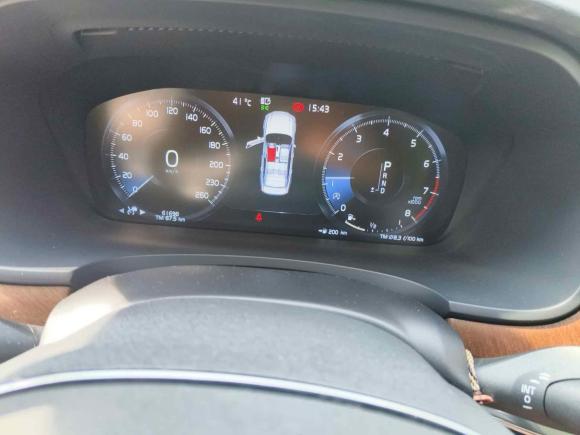 [无锡·苏B] 二手沃尔沃沃尔沃S902020款 T5 智逸豪华版