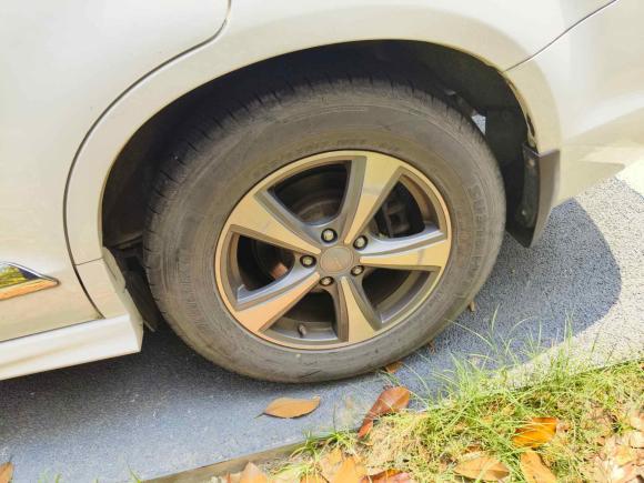 [苏州·苏E] 二手哈弗哈弗H62015款 升级版 1.5T 手动两驱精英型