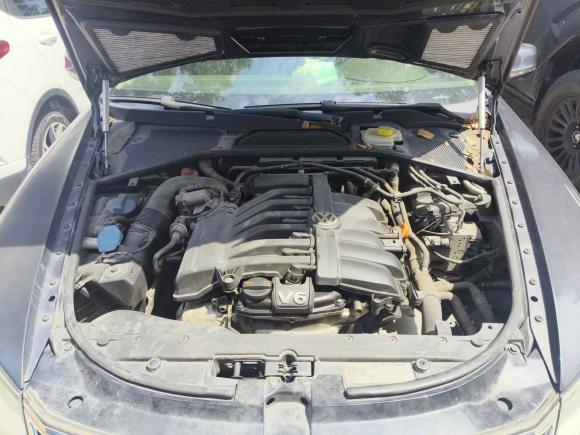 [义乌·浙G] 二手大众辉腾2011款 3.6L V6 5座加长商务版