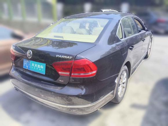 [上海·沪C] 二手大众帕萨特2011款 1.8TSI DSG尊荣版