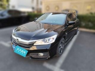 本田雅阁2016款2.0L舒适版