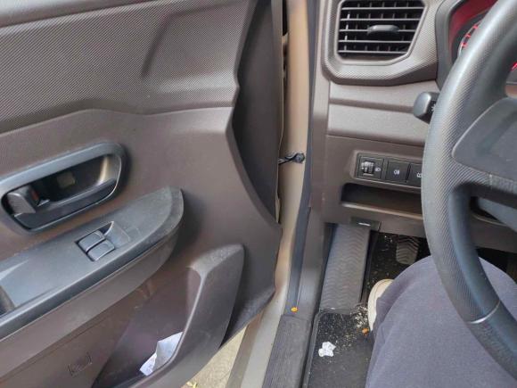 [金华·浙G] 二手五菱汽车五菱宏光V2022款 1.5L劲取版电动助力LAR