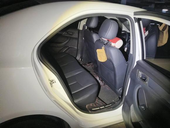 [杭州·浙A] 二手荣威荣威3602018款 PLUS 1.5L 自动尊享版