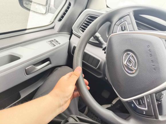 [合肥·皖A] 二手上汽大通MAXUS新途V802023款 2.0T 手动经典傲运通长轴中顶6/7/8/9座