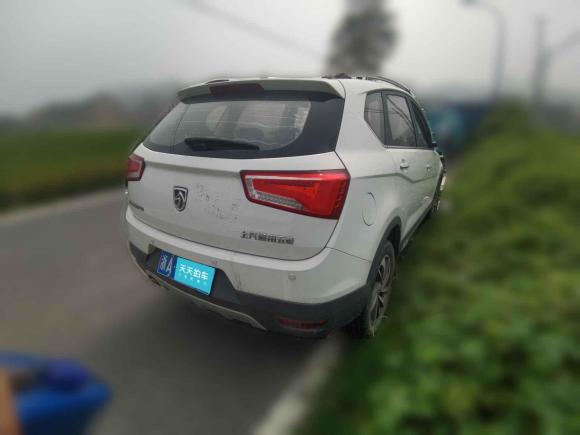 [杭州·浙A] 二手宝骏宝骏5602016款 1.5T 手动豪华型