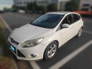 福特福克斯2012款两厢1.6L自动风尚型