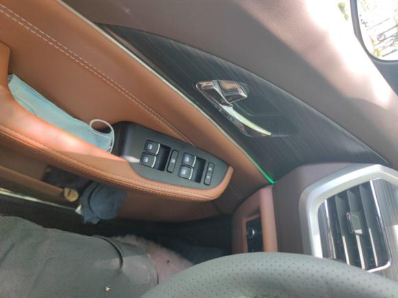 [义乌·川Q] 二手北汽幻速北汽幻速S72018款 1.5T 自动尊享型