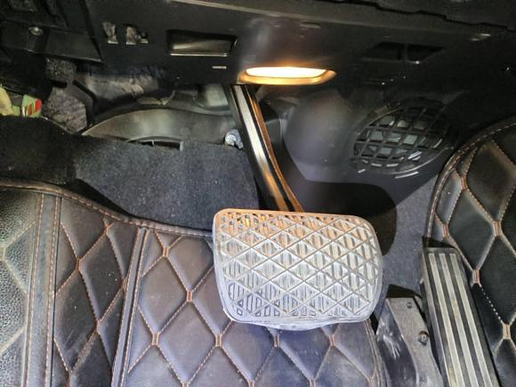 [深圳·粤B] 二手奔驰奔驰GLC2020款 GLC 260 L 4MATIC 动感型