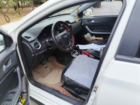 [青岛·鲁B] 二手奇瑞瑞虎3x2018款 1.5L 自动精英版