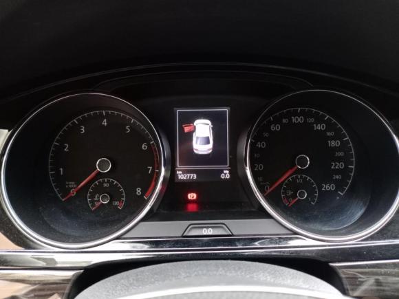 [上海·沪A] 二手大众凌渡2015款 330TSI DSG豪华版