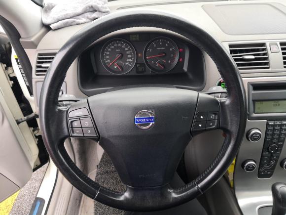 [上海·沪C] 二手沃尔沃沃尔沃S402009款 2.0L 自动智雅版