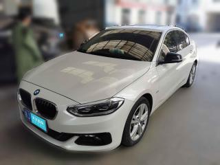 宝马宝马1系2018款 118i 设计套装型