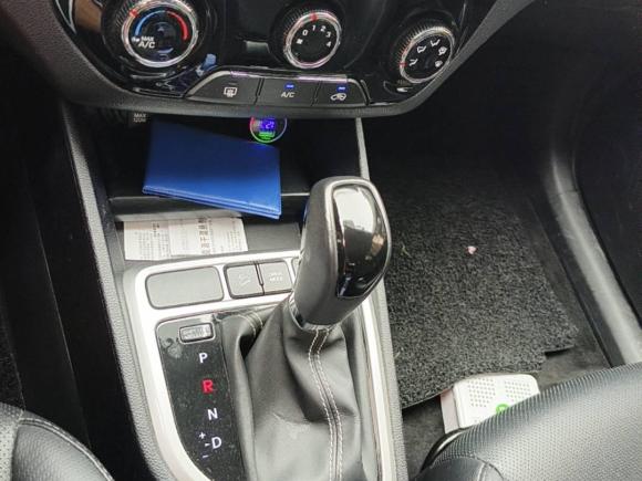 [深圳·粤S] 二手现代北京现代ix252017款 1.6L 自动智能型