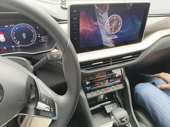 [杭州·浙A] 二手斯柯达柯迪亚克2022款 TSI330 7座两驱奢享版