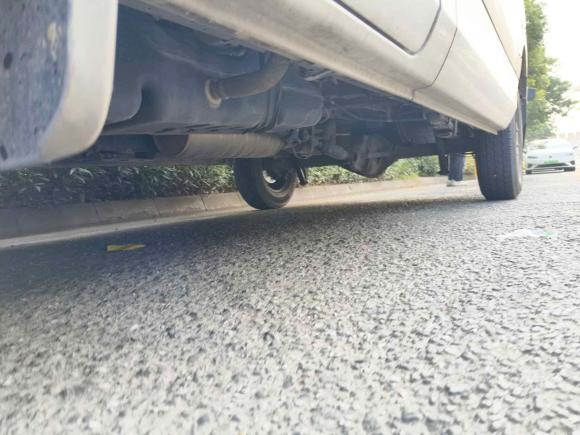 [佛山·粤A] 二手福田图雅诺2022款 2.0T手动通途厢货长轴中顶后单胎3座4F20TC3