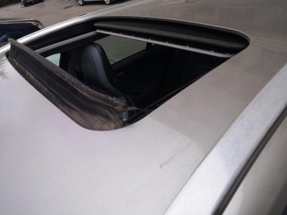 [青岛·鲁U] 二手沃尔沃沃尔沃V602014款 T5 智雅版