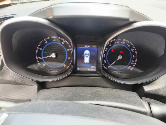 [上海·沪L] 二手奇瑞瑞虎52016款 2.0L CVT家尊版