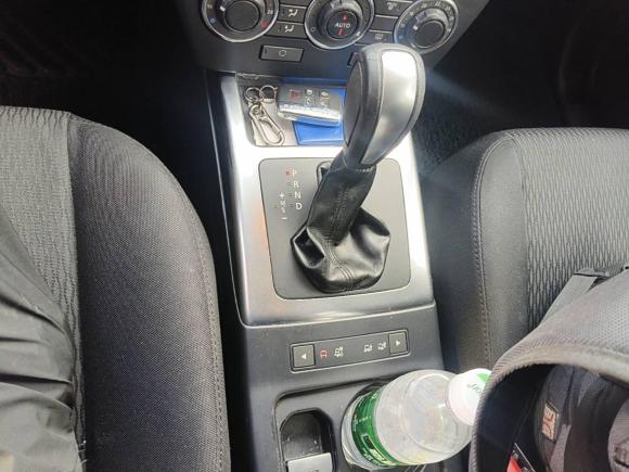 [广州·粤A] 二手路虎神行者22013款 2.2T SD4 S柴油版