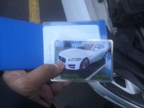 [杭州·浙A] 二手捷豹捷豹XF2016款 XF 2.0T 两驱R-Sport运动版