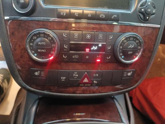 [北京·辽A] 二手奔驰奔驰R级2007款 R 350 L 4MATIC